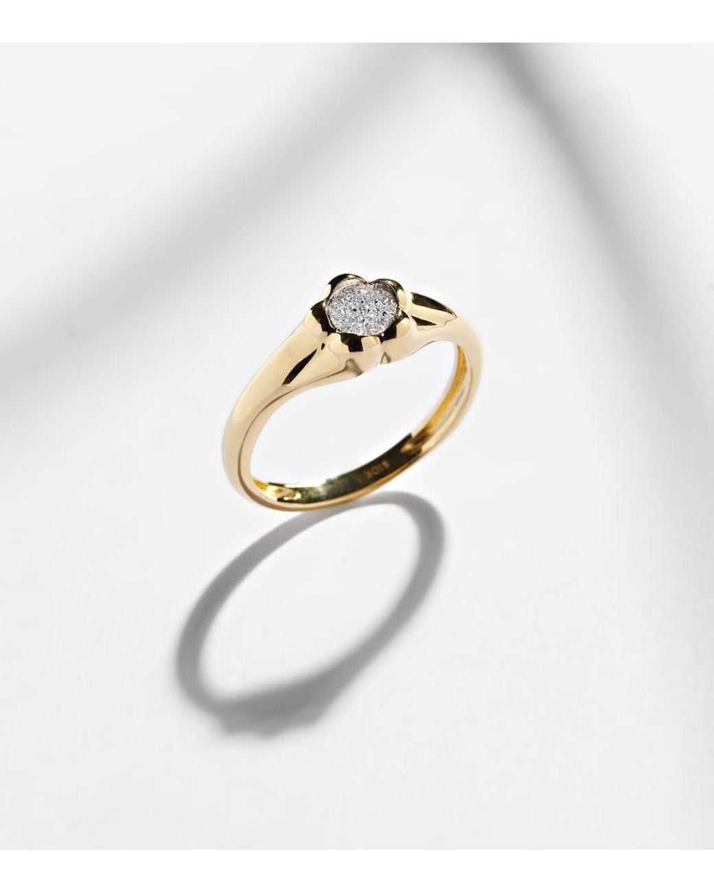STONE AND STRAND White Crosby 10Kt Ring With Diamonds