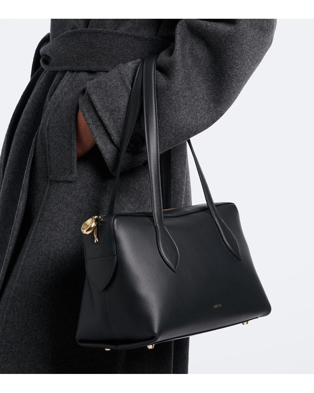 Borsa A Spalla Loaf Medium di Joseph in Black