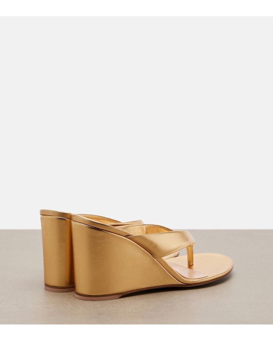 Gianvito Rossi Natural Leather Wedge Thong Sandals