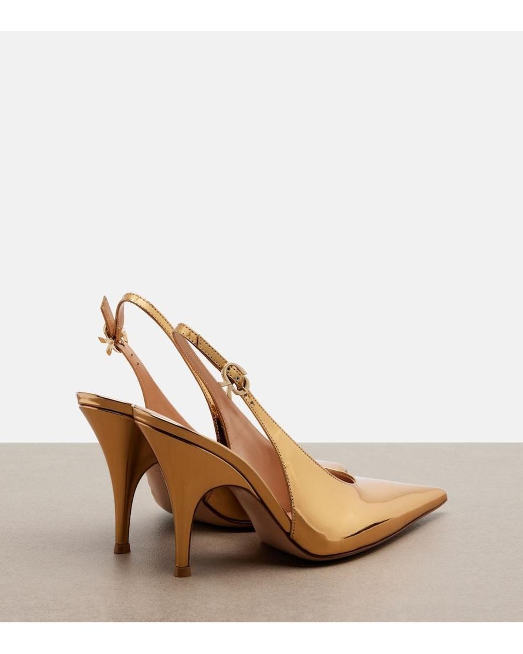 Pumps Slingback Sofia di Gianvito Rossi in Natural