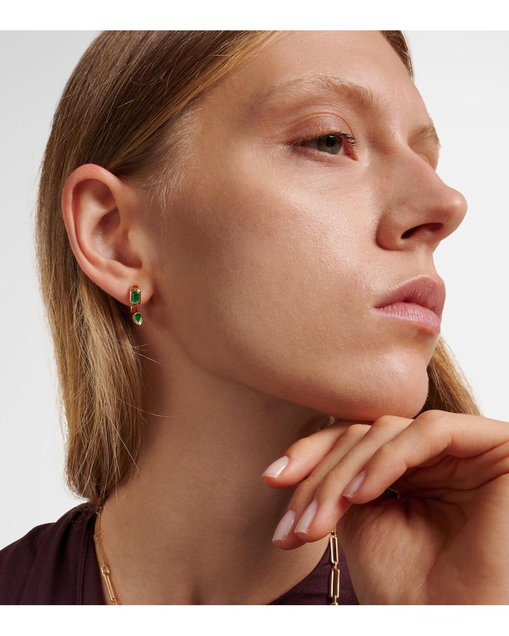 SHAY White Bypass 18Kt Earrings With Emeralds