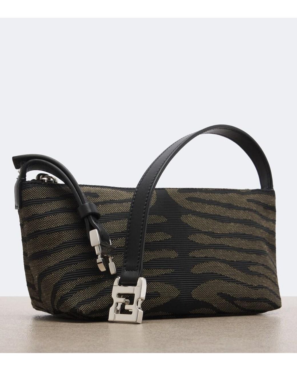 Borsa A Spalla Vanity Small di Fendi in Black