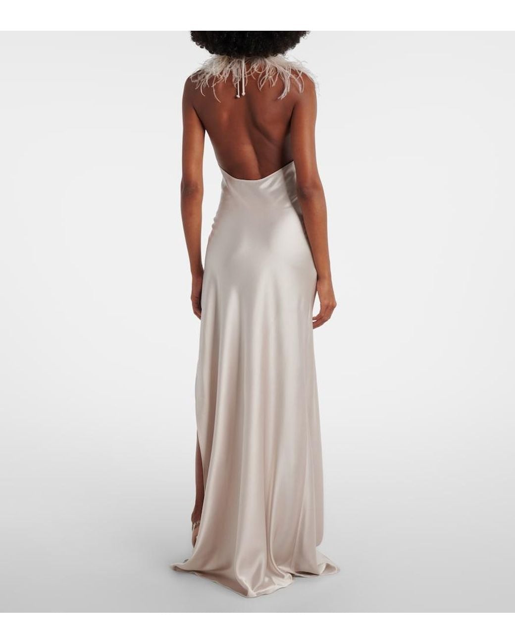 The New Arrivals Ilkyaz Ozel White Robe Jazzy Aus Satin Mit Federn