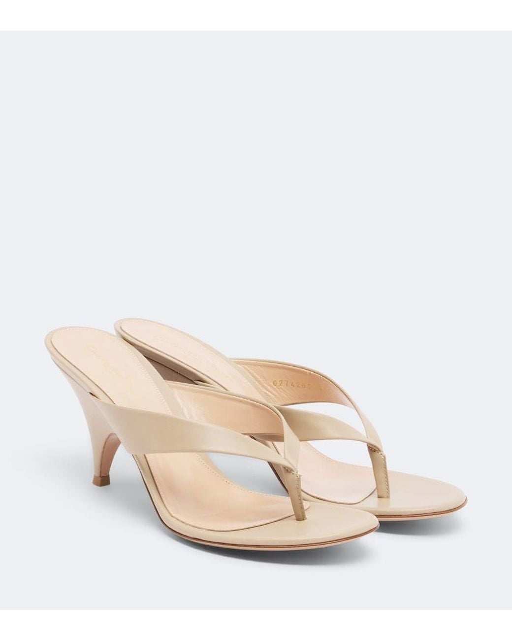 Gianvito Rossi Natural Sofia Leather Thong Sandals