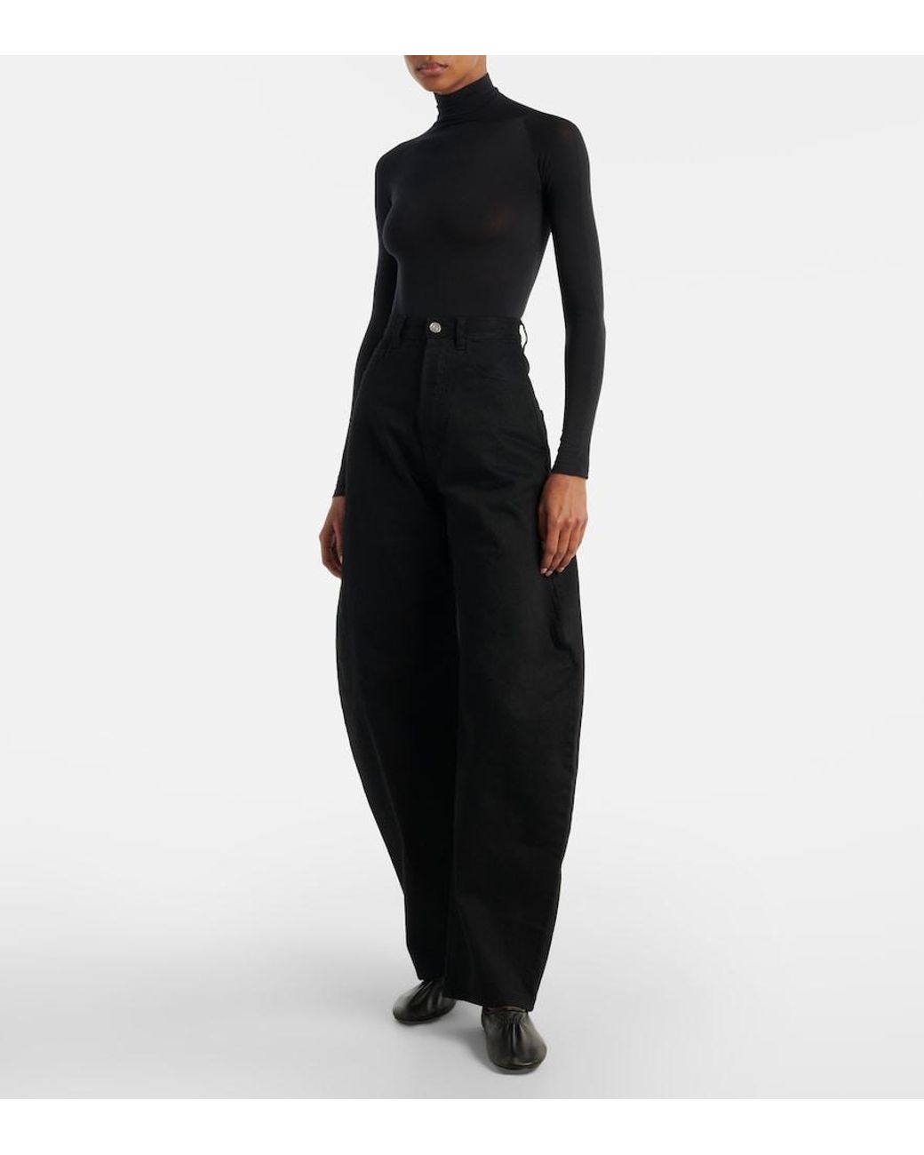 Alaïa Black Leather Ballet Flats