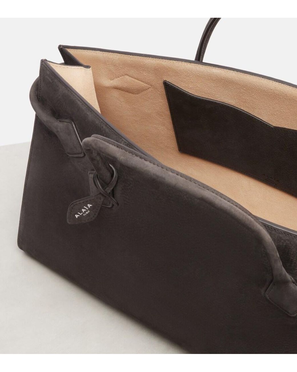 Alaïa Brown Le Teckel Large Leather Shoulder Bag