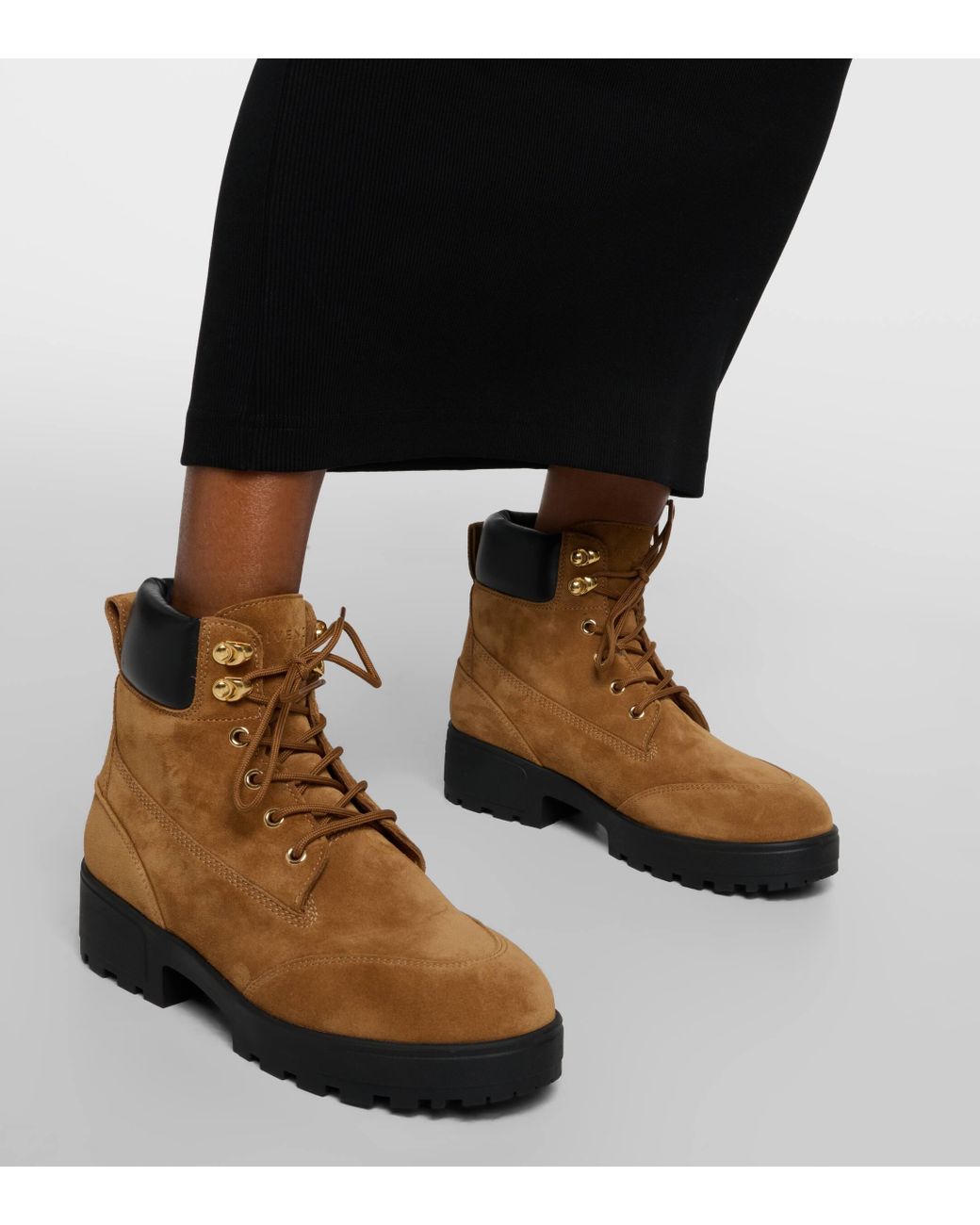 ショートブーツ・ブーティ GIVENCHY BLACK LEATHER TREKKER ANKLE BOOTS Givenchy Zip Ankle Boots, $911 | farfetch.com | Lookastic