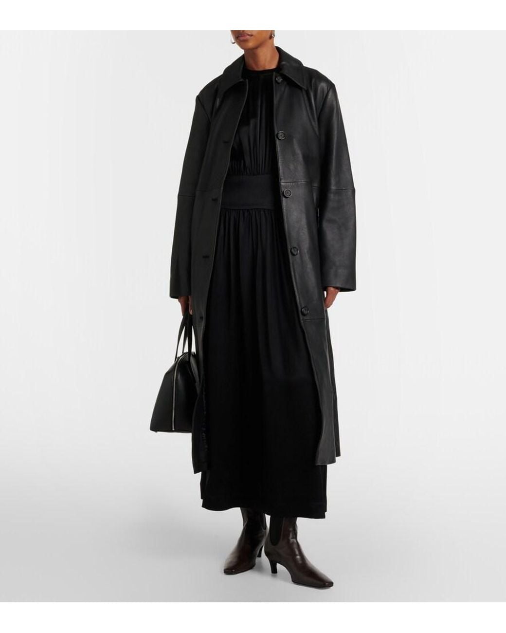Totême  Black 50 Leather Chelsea Boots