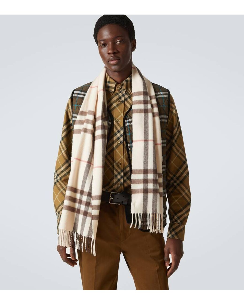 Cashmere Scarf Ways To Wear A Scarf For Men Burberry Scarf Outfit
