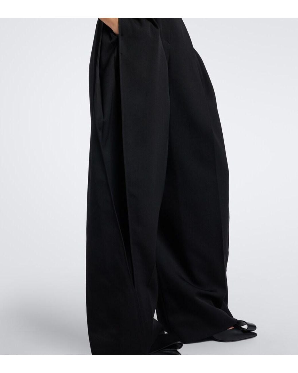 Givenchy Black Wool Grain De Poudre Barrel-Leg Pants