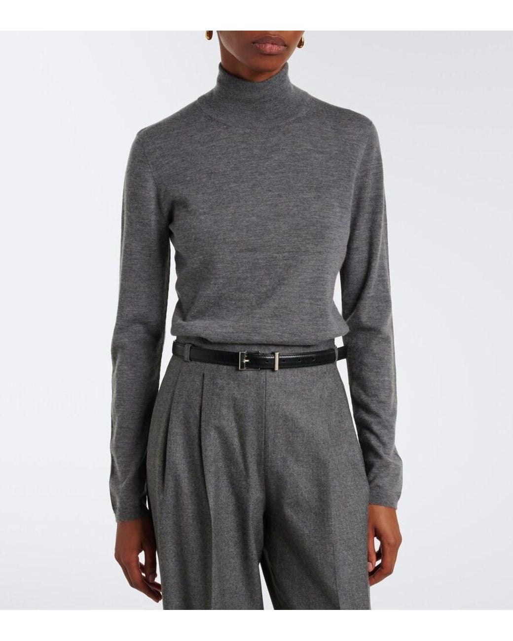 Max Mara Gray Cashmere Turtleneck Sweater