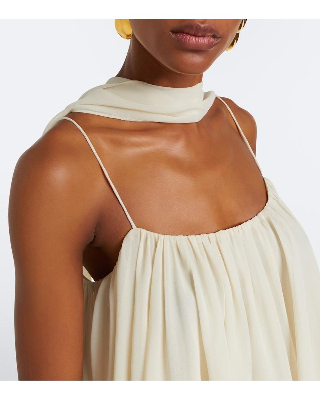 De La Vali White Agapito Georgette Top
