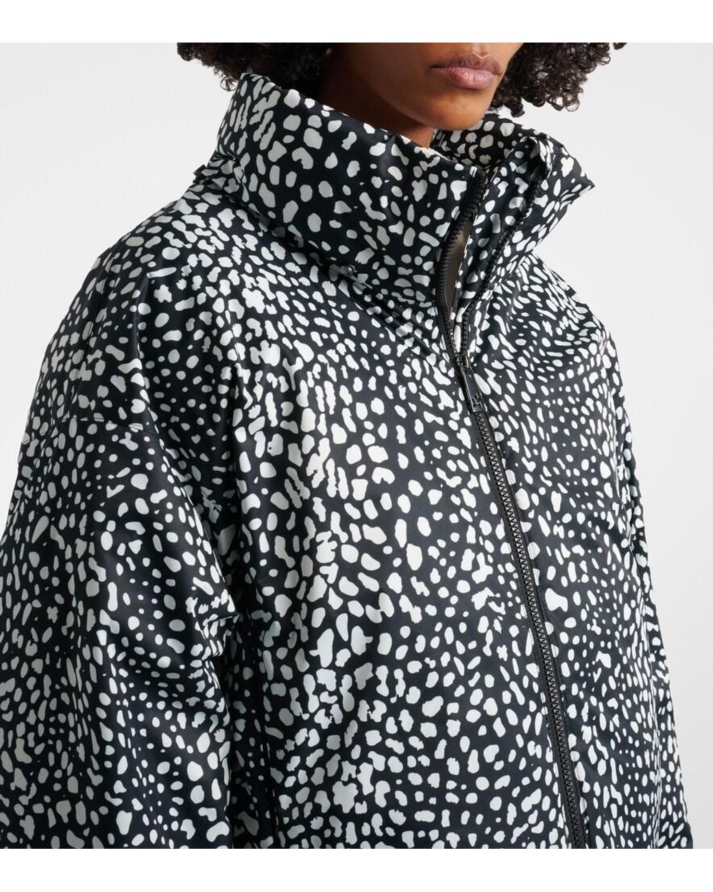 Perfect Moment Black Bubble Leopard-Print Down Ski Jacket