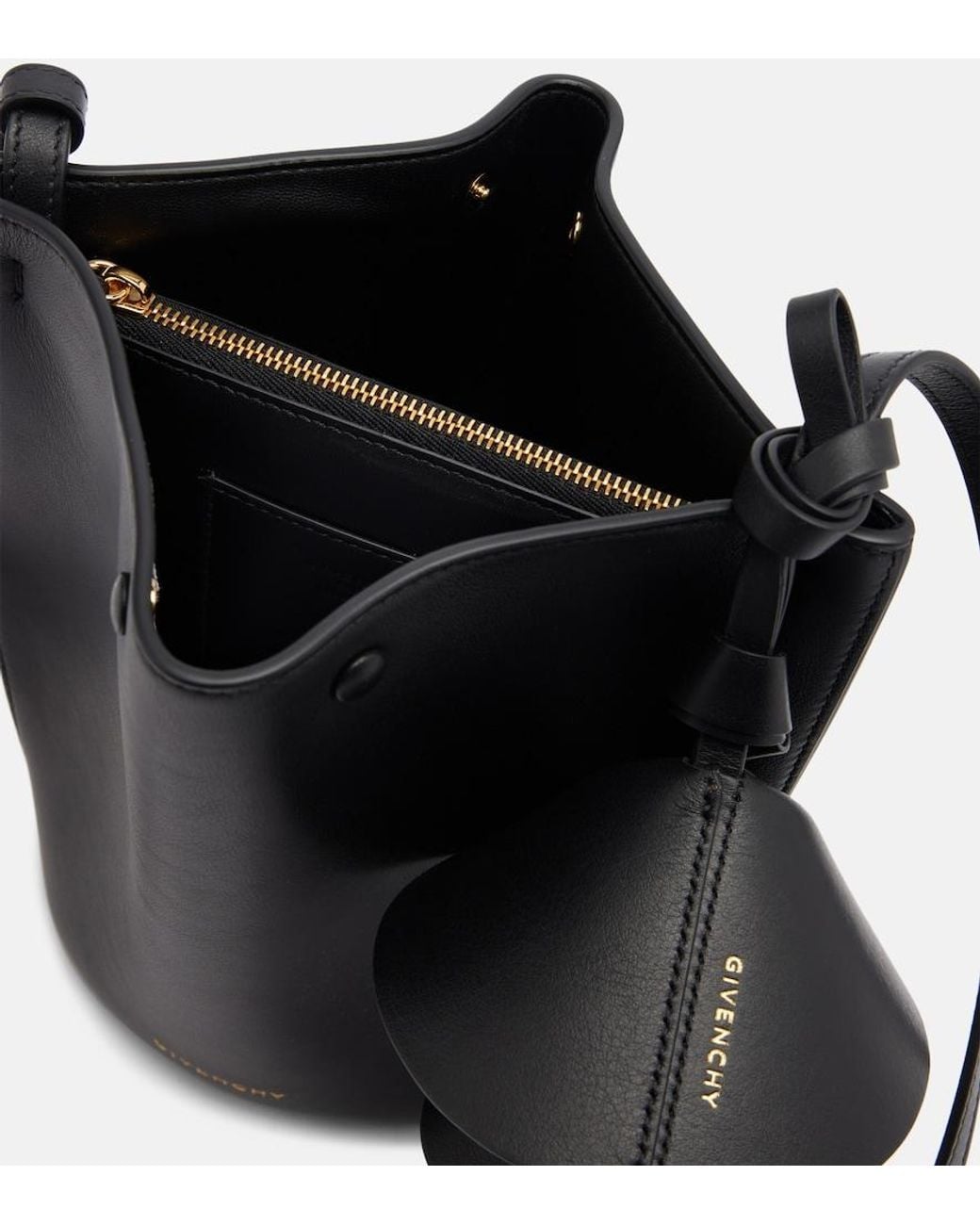 Givenchy White Bucket Bag Snap Mini Aus Leder