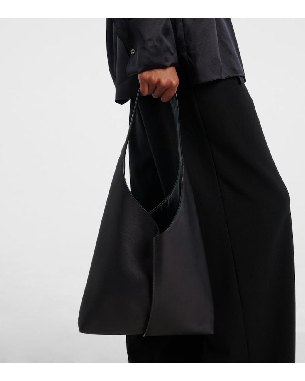 The Row Black Schultertasche Bindle Small Aus Leder