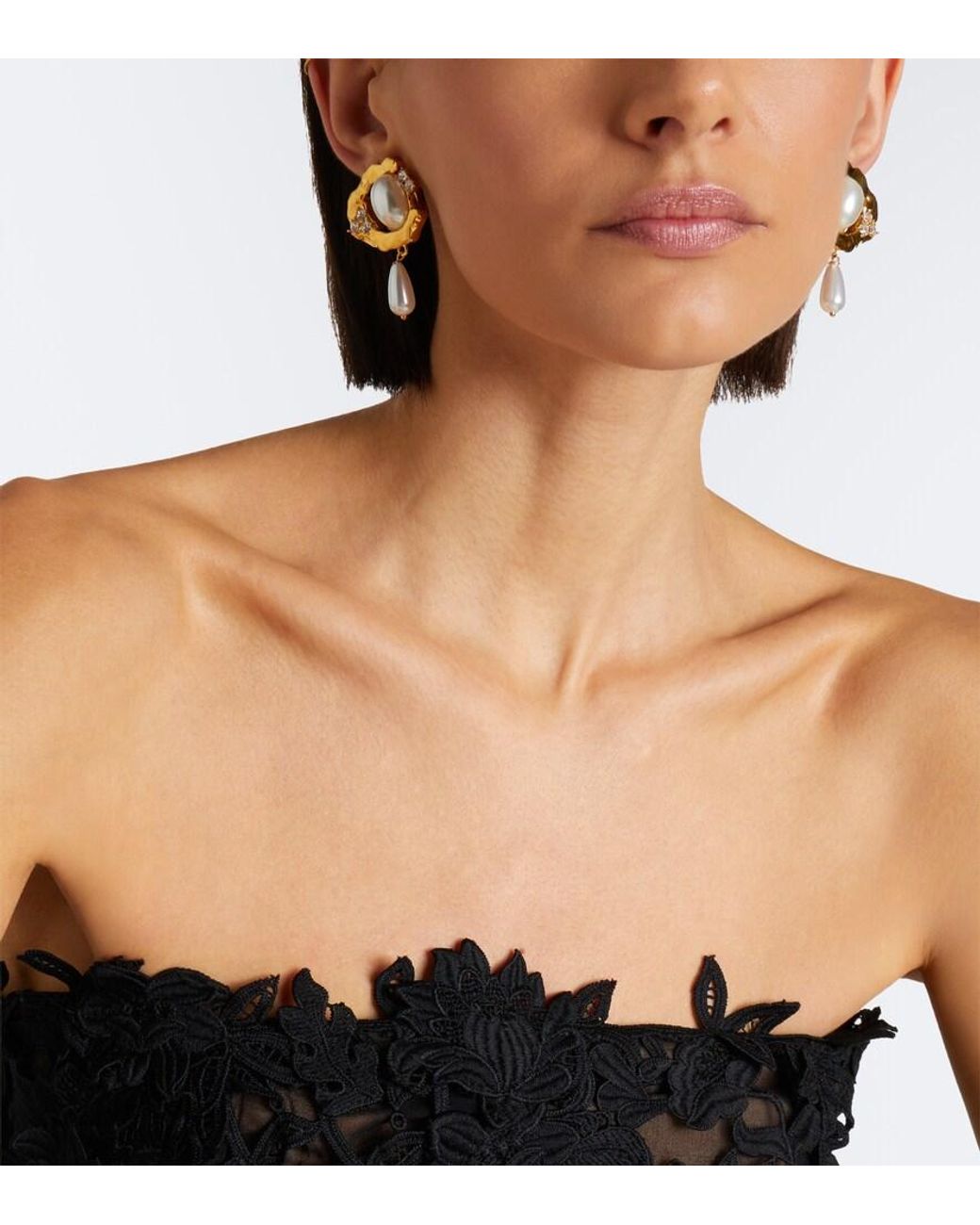 Oscar de la Renta Metallic Embellished Pearl Drop Earrings