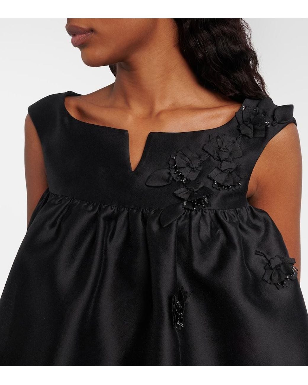 ShuShu/Tong Black Floral-Applique Top
