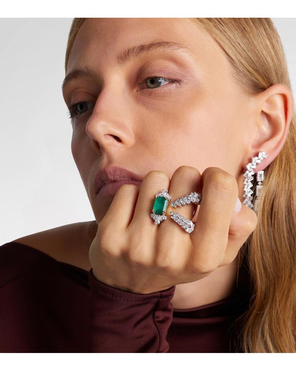 YEPREM White Reign Supreme 18Kt Ring With Emerald And Diamonds