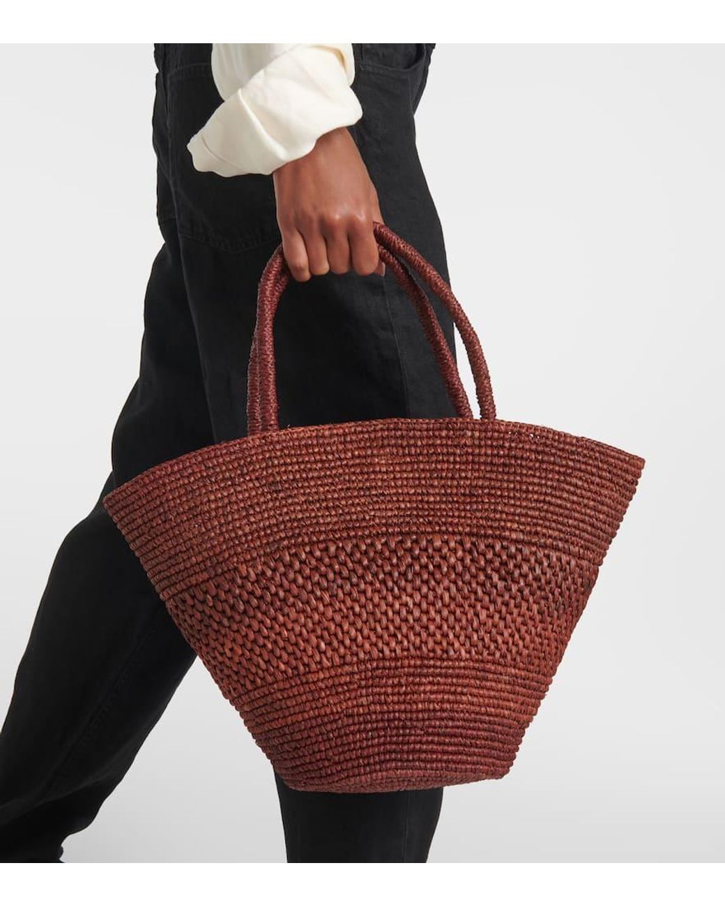 The Row Emilie Raffia Basket Bag in Red | Lyst