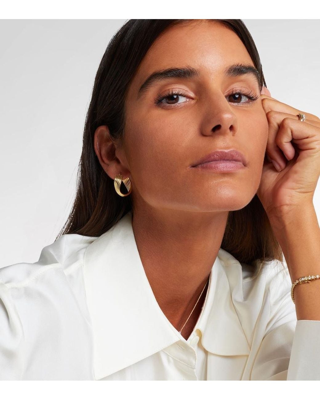 STONE AND STRAND White Swerve 10Kt Earrings