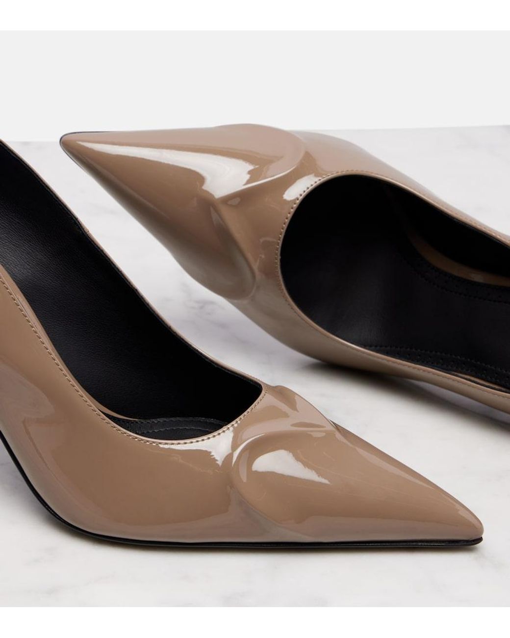 Alaïa Natural Le Cour 3D 90 Patent Leather Pumps