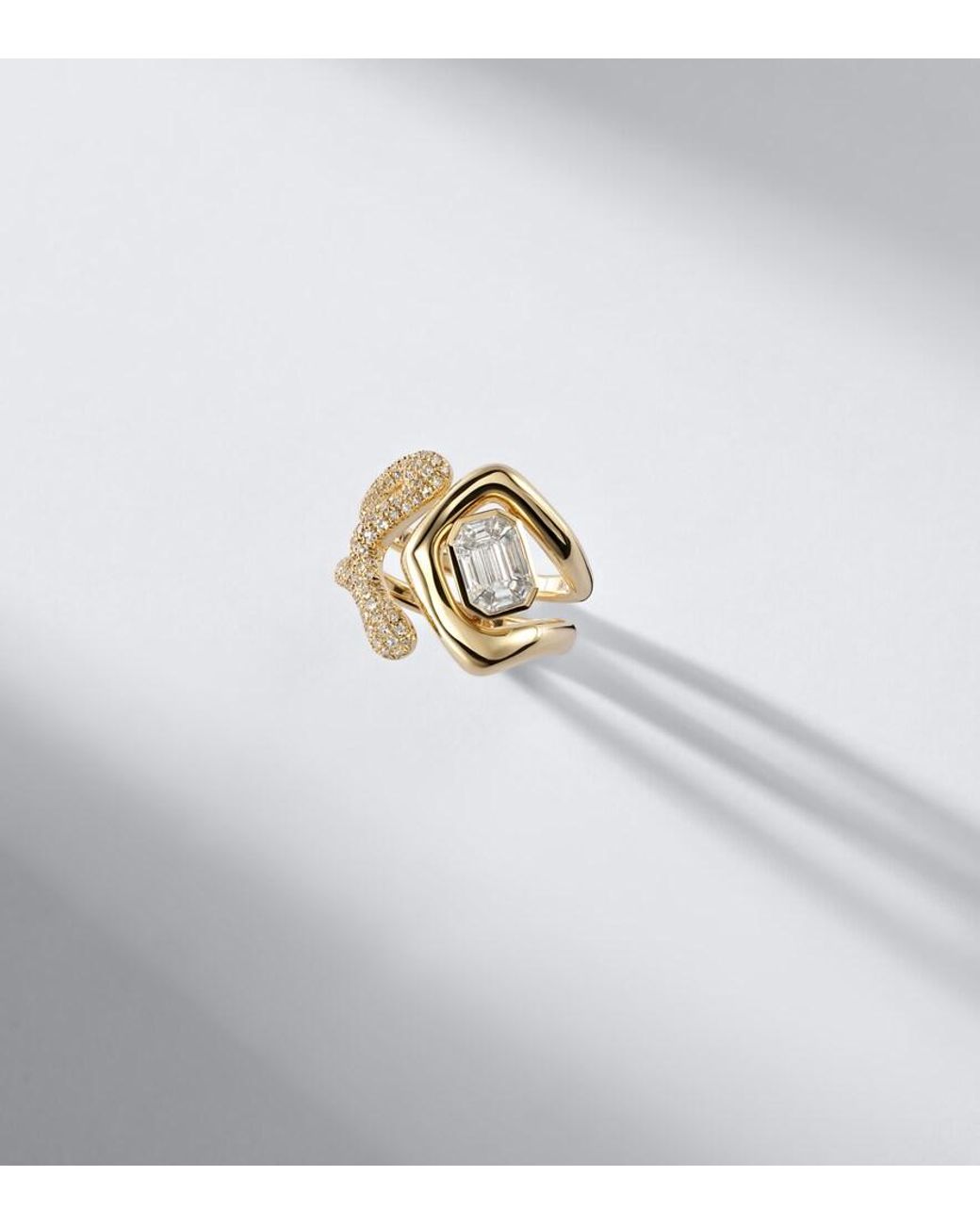 SHAY White Zar 18Kt Ring With Diamonds
