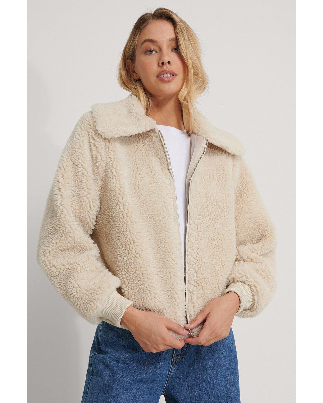 cropped teddy jacket cream