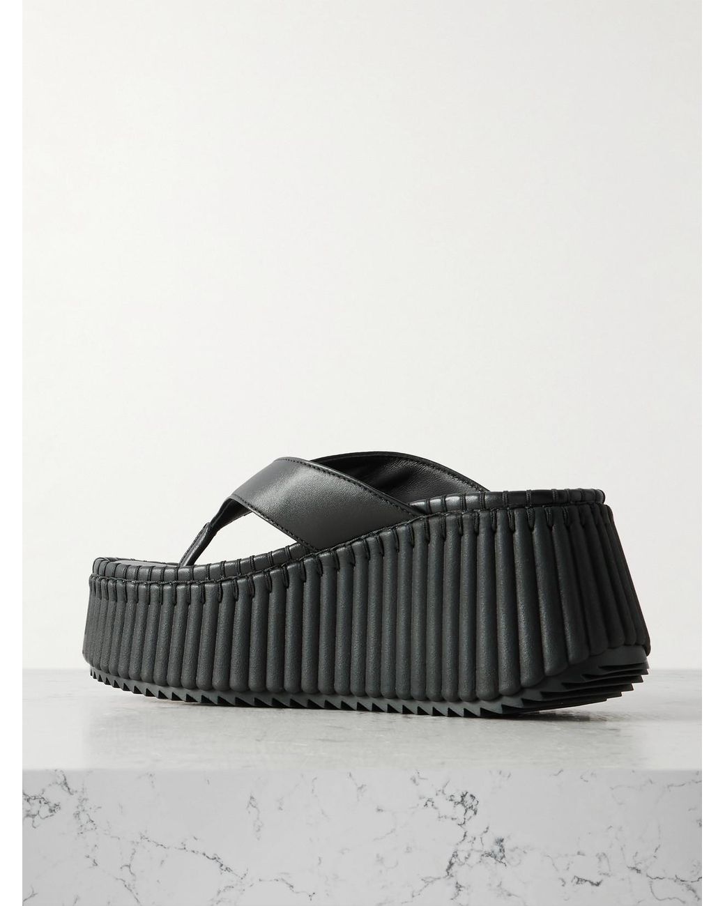 Chloé Black Nama Leather Platform Flip Flops
