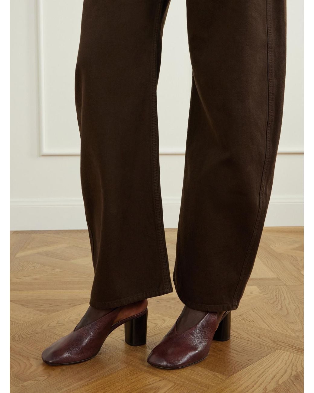 Lemaire Brown Glove 80 Crinkled-Leather Slingback Pumps