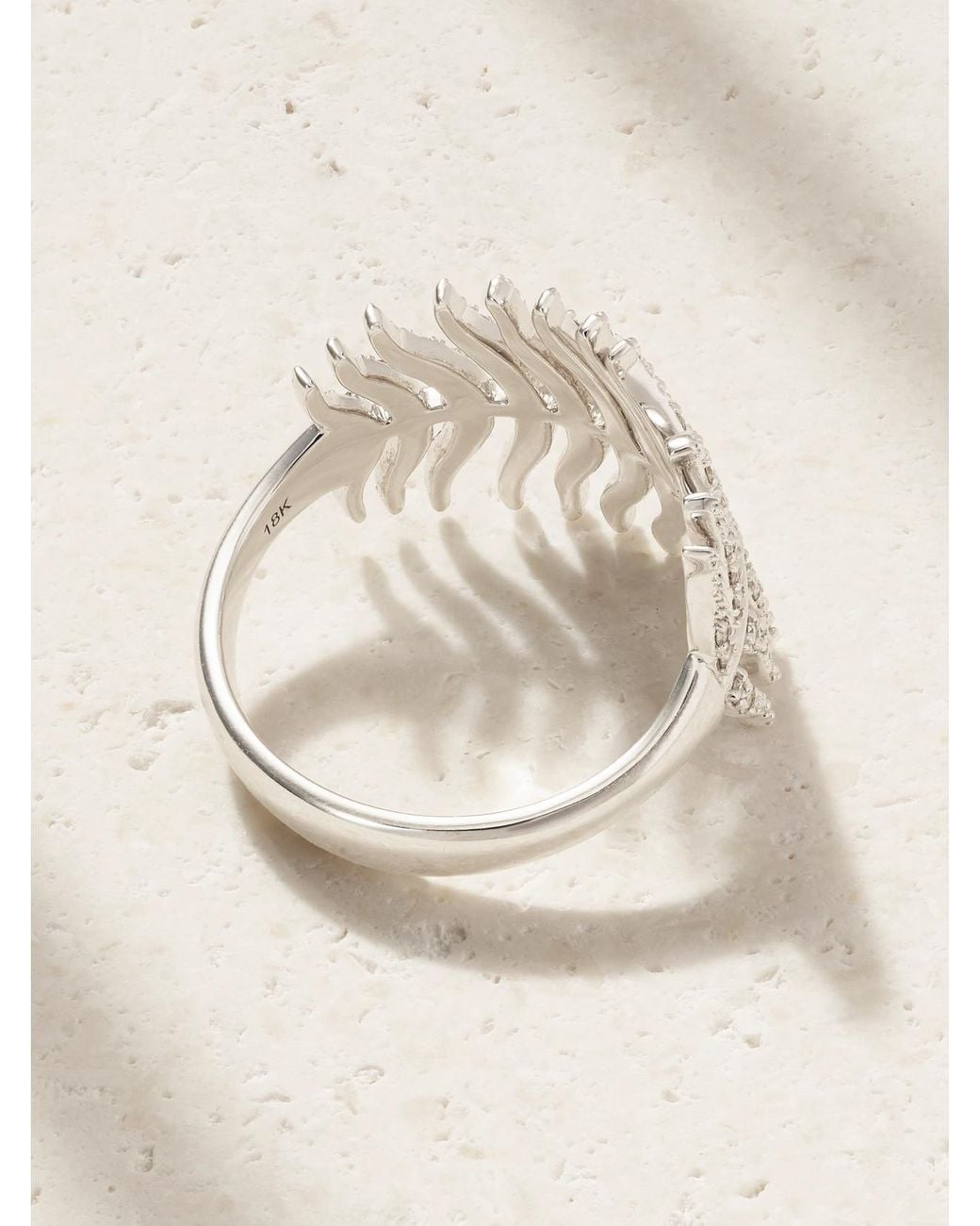 Mizuki Natural Feather 18-Karat Diamond Ring
