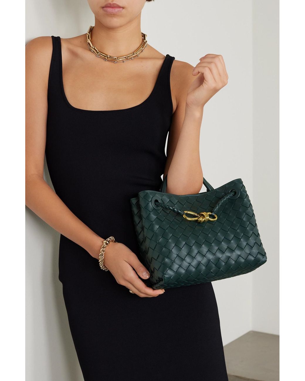 Andiamo Medium Leather Tote in Green - Bottega Veneta