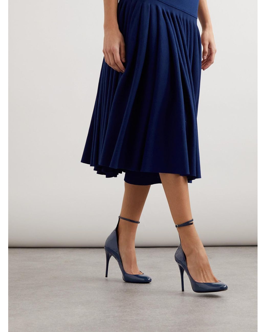 Alaïa Blue 90 Patent-Leather Pumps