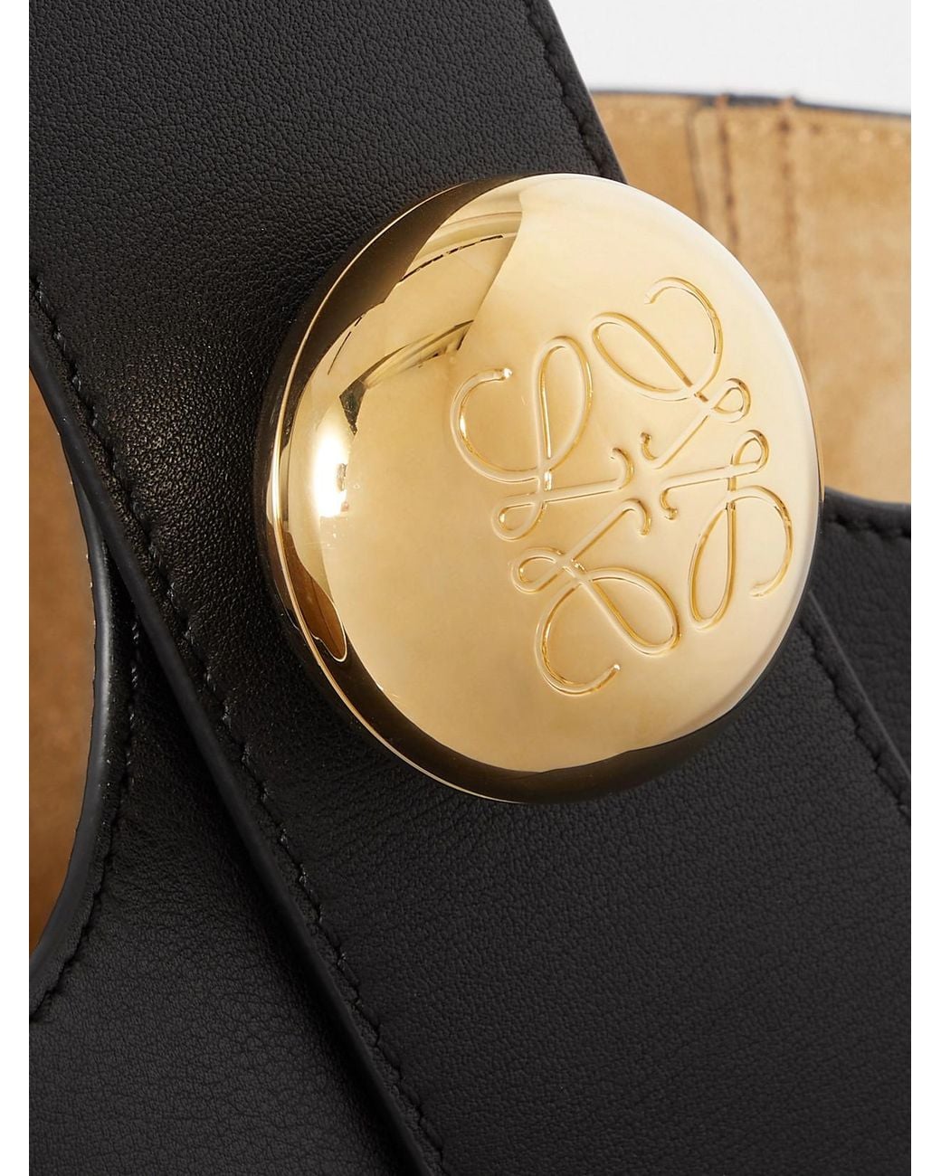 Loewe White Pebble Embellished Leather Bucket Bag