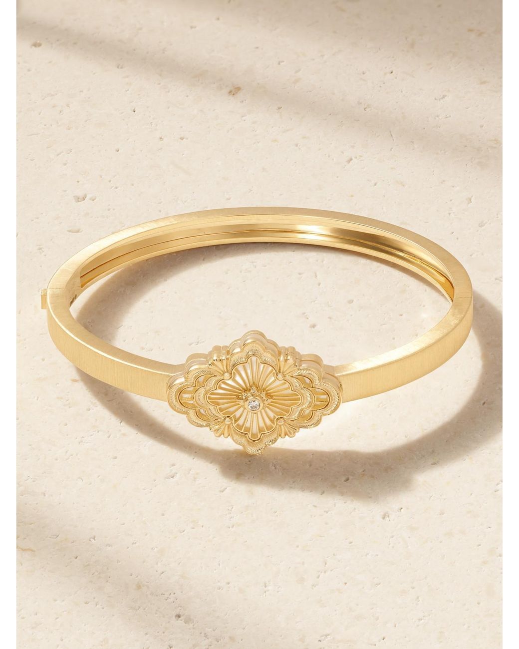 Buccellati Natural Opera Tulle 18-Karat, Mother-Of-Pearl And Diamond Bangle