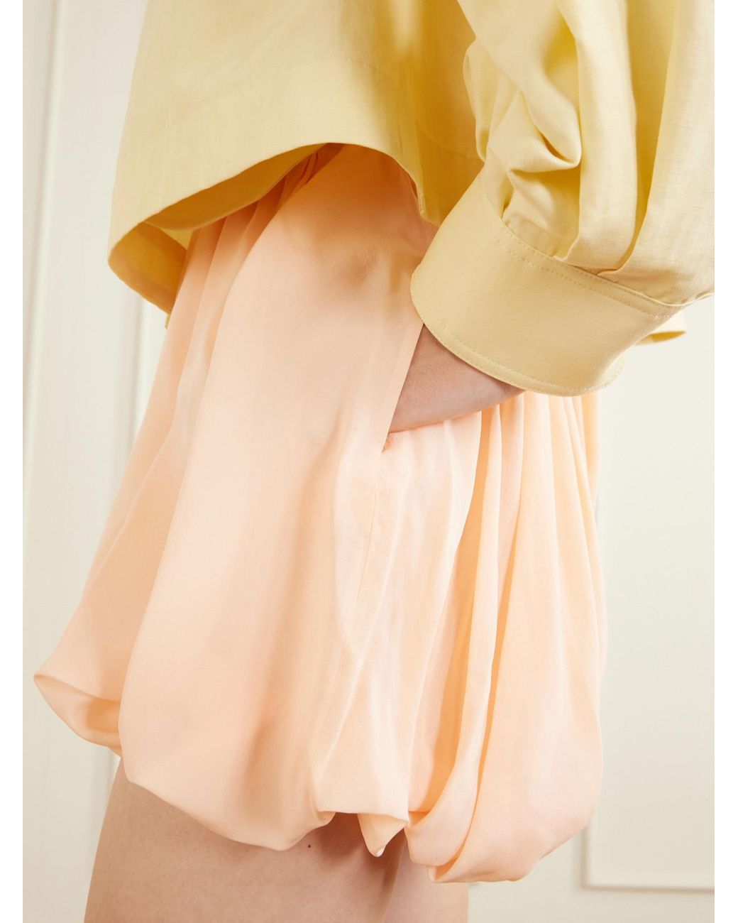 Chloé Pink Pleated Silk-Charmeuse Shorts