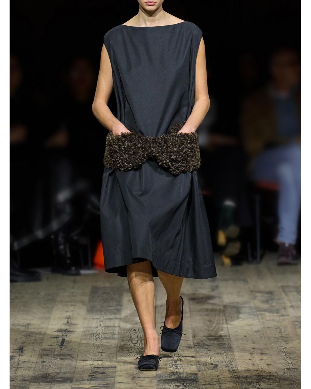 Simone Rocha Black Plush-Trimmed Twill Midi Dress