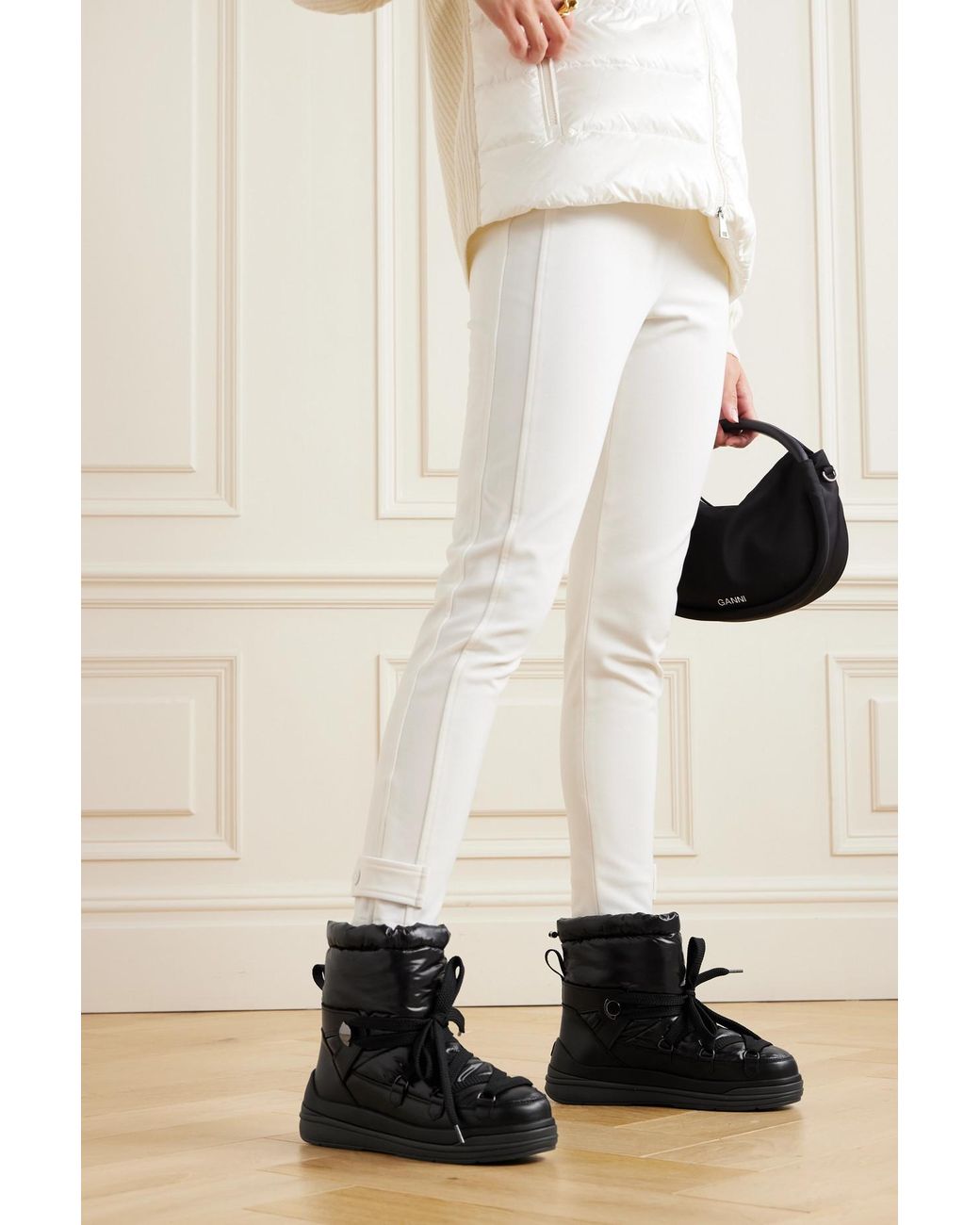 Moncler fanny boot sales