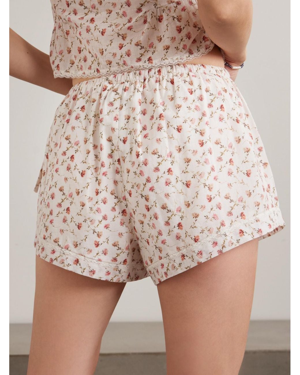 Posse Natural Charlotte Lace-Trimmed Floral-Print Cotton Shorts
