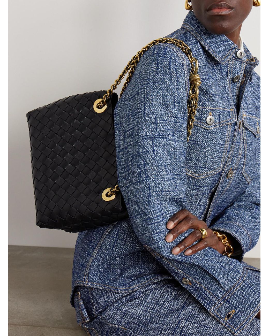Bottega Veneta Black Andiamo With Chain Small Intrecciato Leather Shoulder Bag