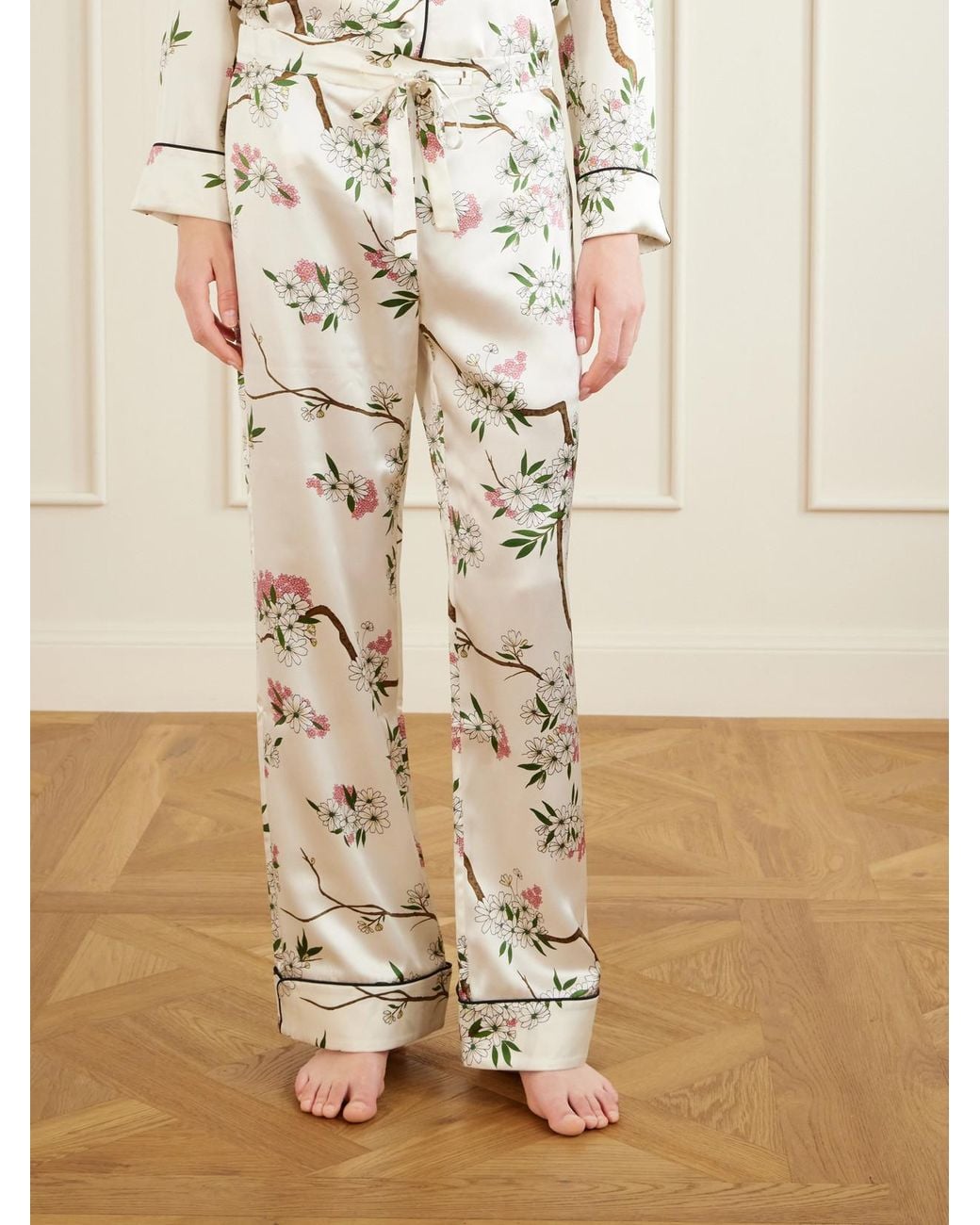 Olivia Von Halle White Lila Floral-Print Silk-Satin Pajama Set