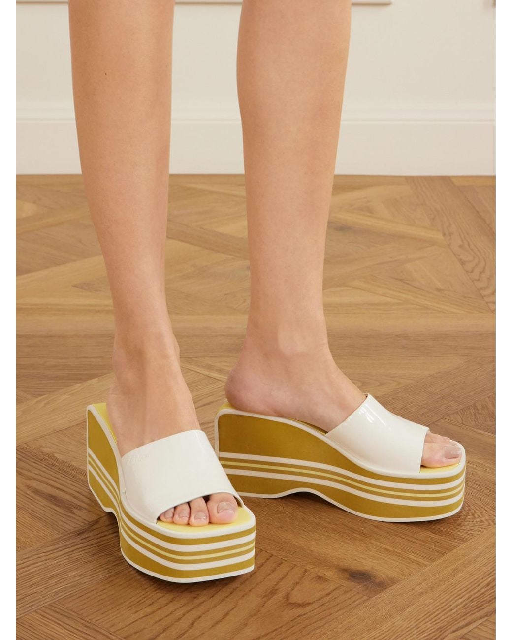 Chloé Yellow Swimming Cool Patent-Leather Sandals