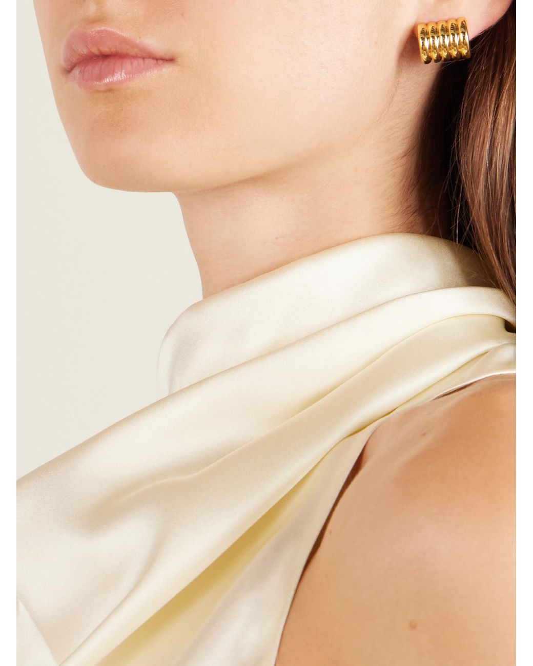 DEHANCHE Metallic Hollyhock Medium-Tone Earrings