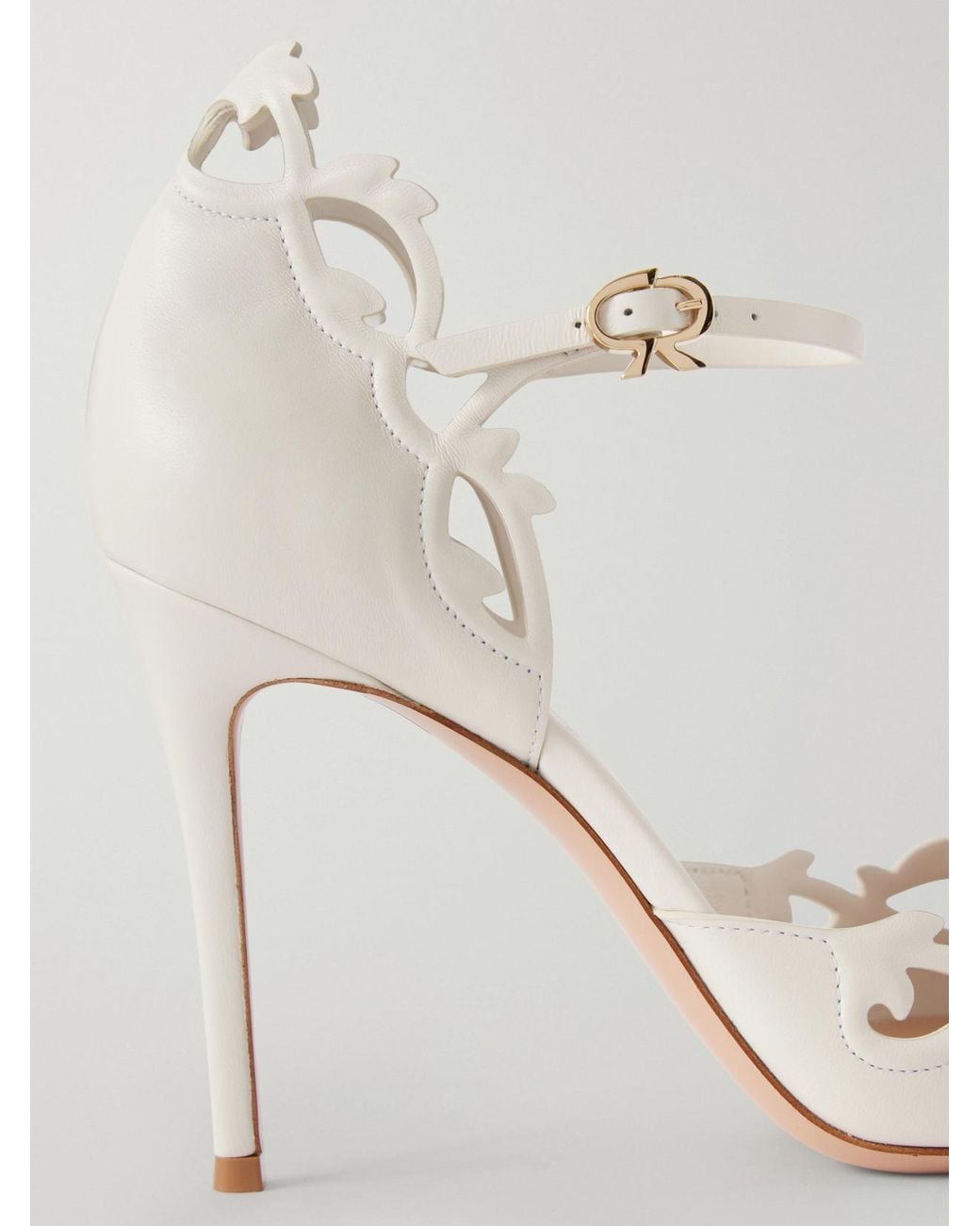 Gianvito Rossi Natural 95 Leather Pumps