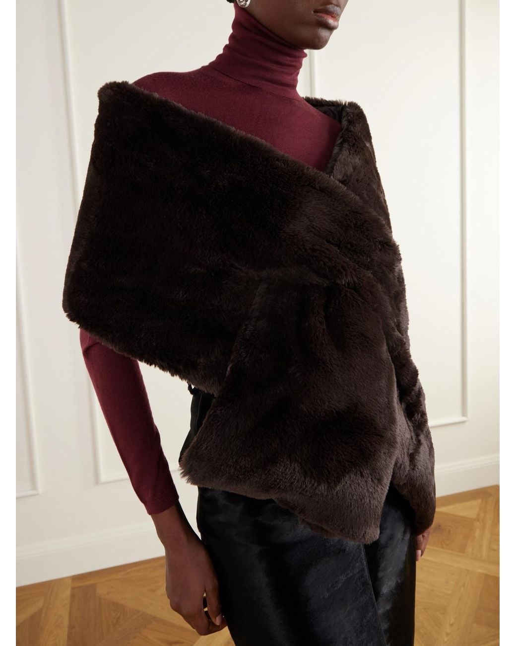 Max Mara Black Piacere Quilted Shell-Trimmed Plush Scarf
