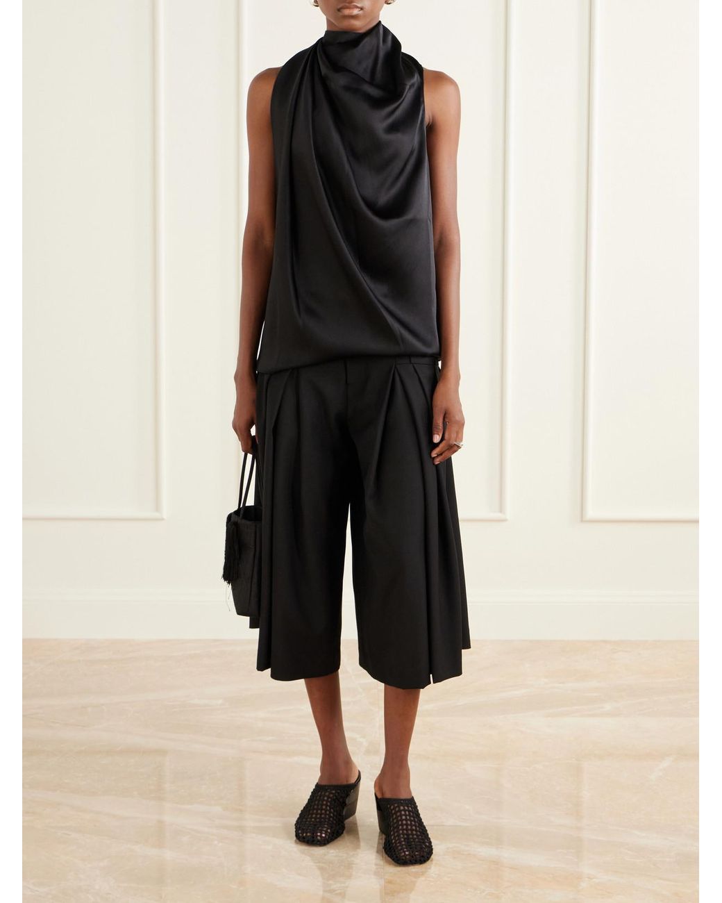LIBEROWE Black Pleated Wool-Fresco Culotte Shorts