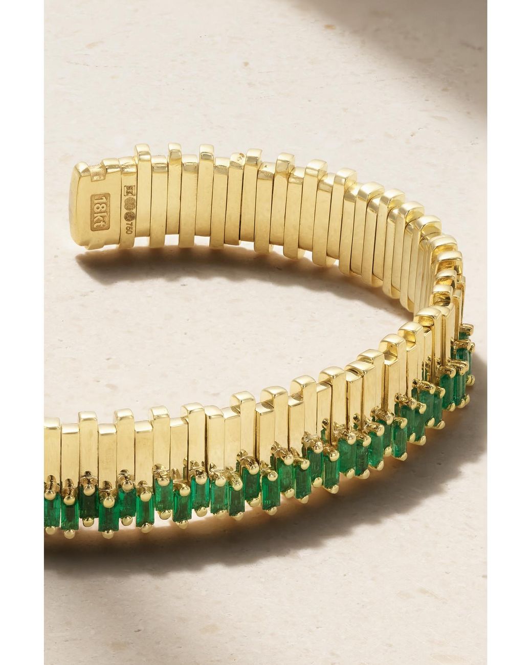 Suzanne Kalan Metallic 18-Karat Emerald Bangle