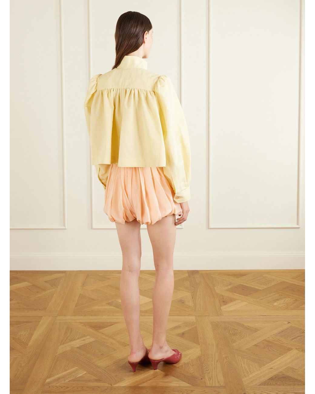 Chloé Pink Pleated Silk-Charmeuse Shorts