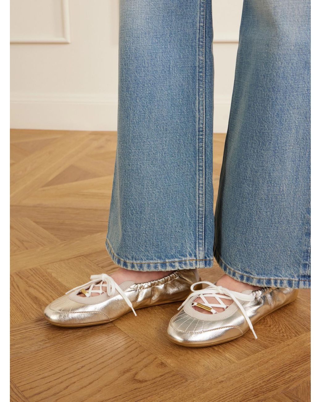 Chloé Natural Kick Metallic Leather Sneakers