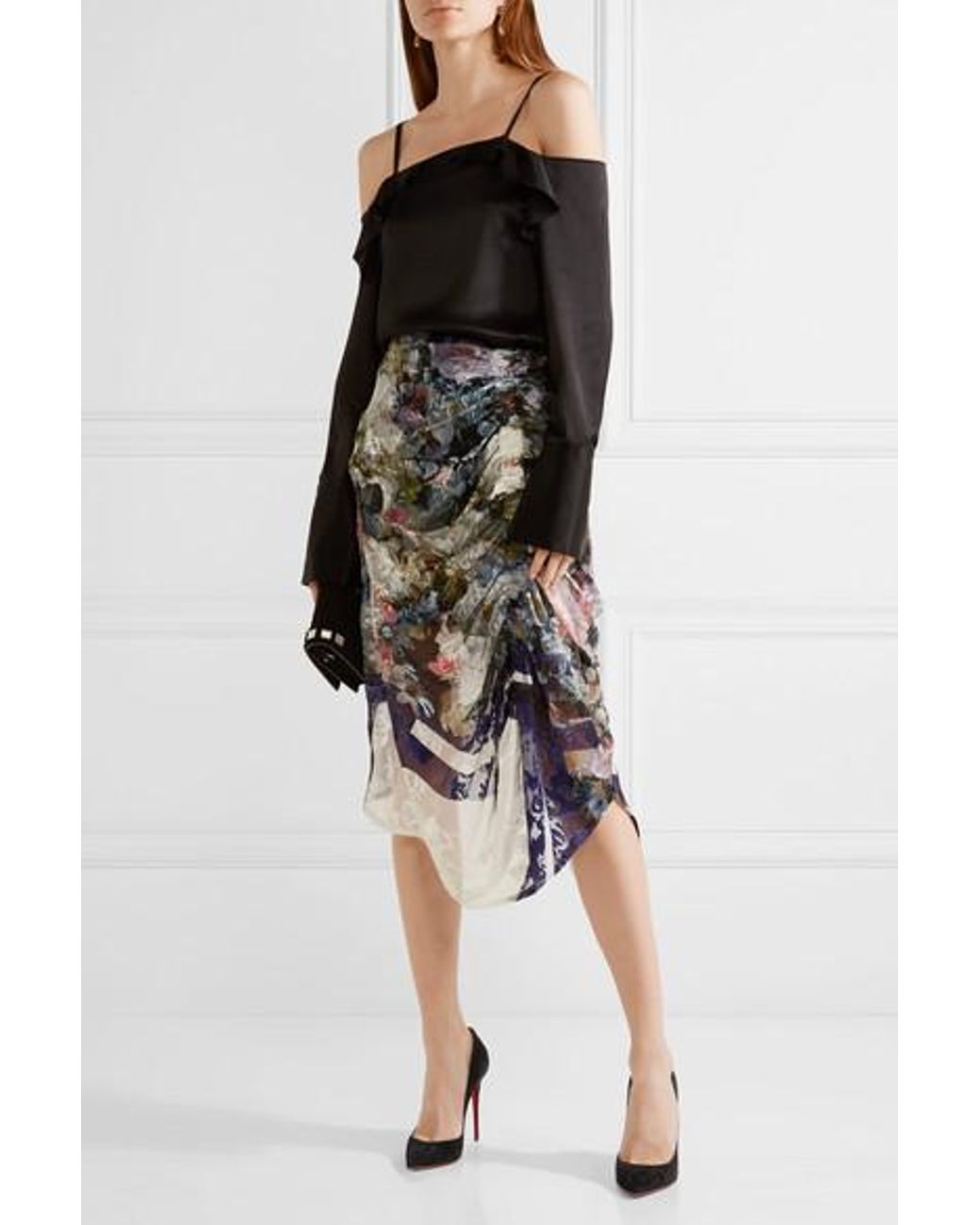 black pigalle follies