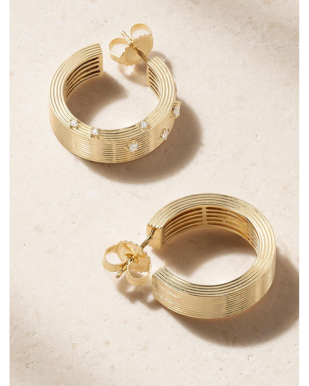 Sydney Evan Natural Fluted 14-Karat Diamond Medium Hoop Earrings